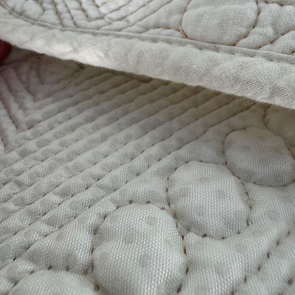 Vintage Cream Quilted Bed Sheets fa Runner Floral Scalloped Trapunto 2pc Set - Picture 12 of 13